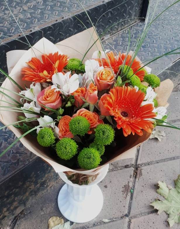 Букет цветов из: Герберы, Хризантемы, Альстромерии и Розы в Суздали