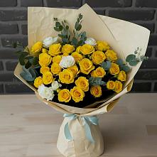 Букет цветов из:  Розы в Суздали