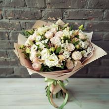 Букет цветов из:  Альстромерии, Розы и Хризантемы в Суздали