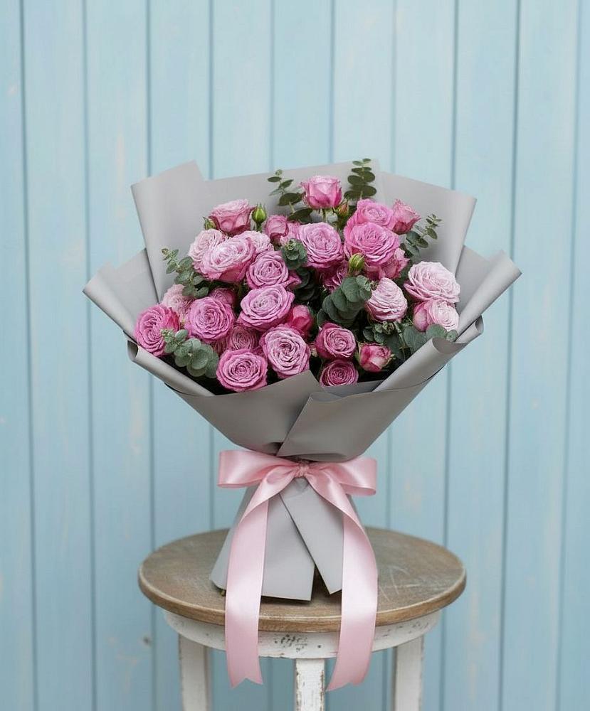 Букет цветов из: Розы в Суздали