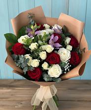Букет цветов из:  Розы и Альстромерии в Суздали