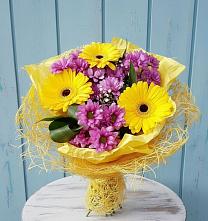 Букет цветов из:  Хризантемы и Герберы в Суздали