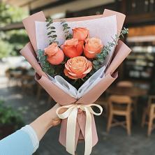 Букет цветов из:  Розы в Суздали