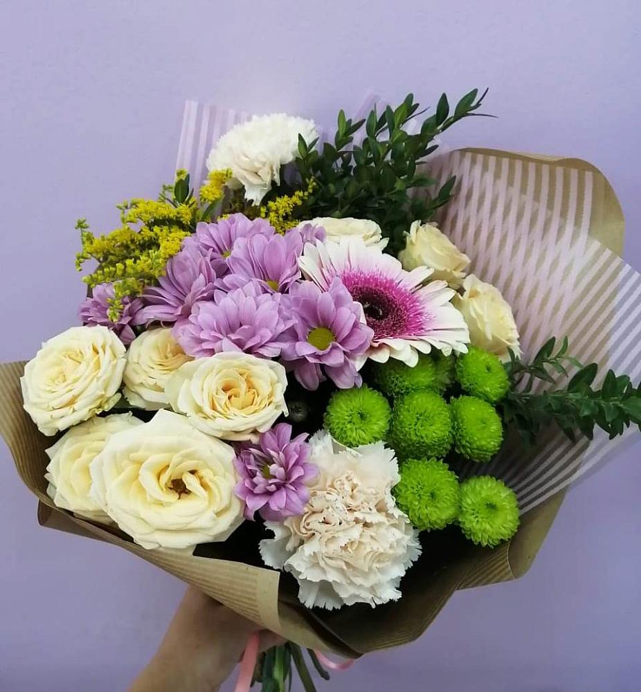 Букет цветов из: Хризантемы, Розы, Гвоздики и Герберы в Суздали