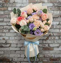 Букет цветов из:  Розы, Лизиантусы и Гвоздики #REPLACE_PRED# Суздали