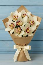 Букет цветов из:  Орхидеи и Розы в Суздали