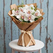 Букет цветов из:  Орхидеи и Розы #REPLACE_PRED# Суздали