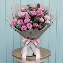Букет цветов из:  Розы в Суздали